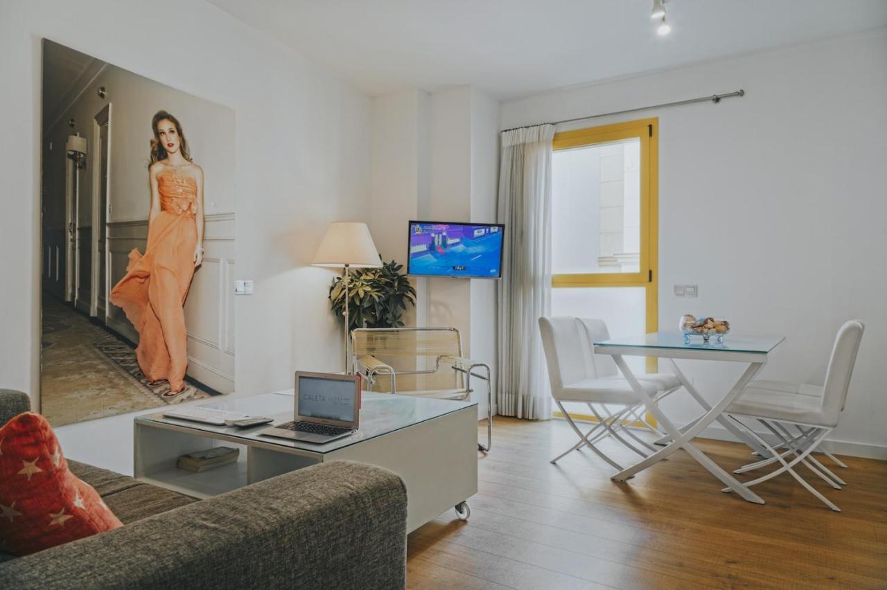 Caleta Homes - Apartamentos Pompidou Μάλαγα Εξωτερικό φωτογραφία