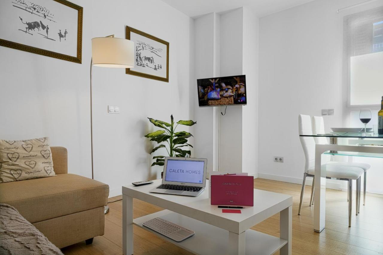 Caleta Homes - Apartamentos Pompidou Μάλαγα Εξωτερικό φωτογραφία