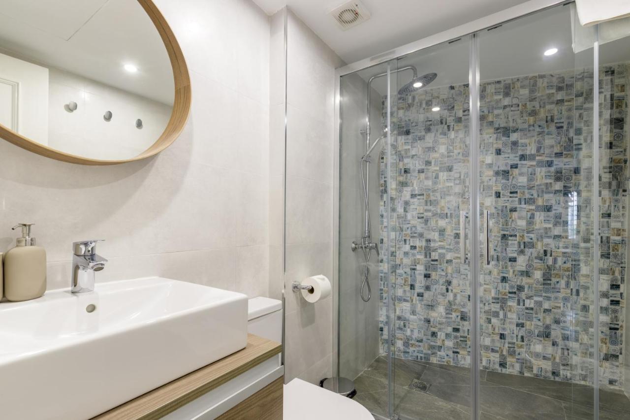 Caleta Homes - Apartamentos Pompidou Μάλαγα Εξωτερικό φωτογραφία